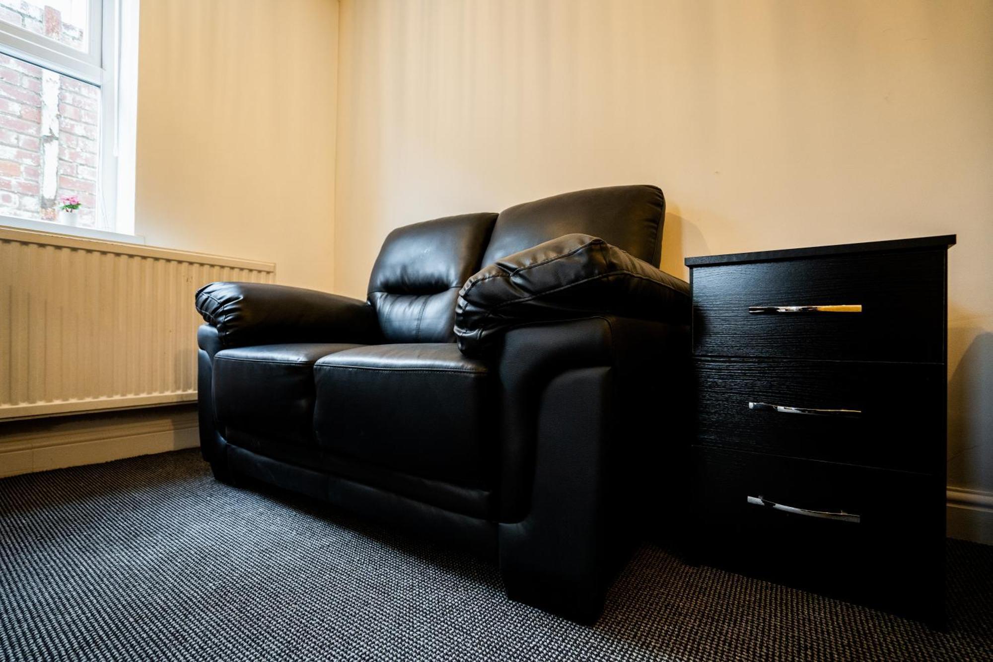 Kunda House In Tyseley Apartment Birmingham Exterior photo